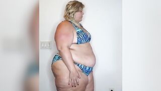 Happy SSBBW Bikini Dancing at Home (MIC)