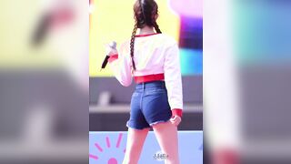 (Momoland) DAISY - Cheeky.