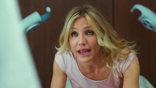 Christine Smith & Cameron Diaz in the 2011 comedy film: Bad Teacher [gif]