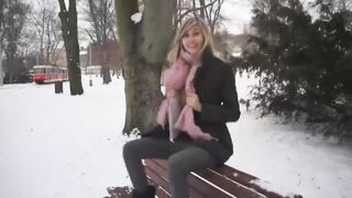 Fabulous blonde reveals her amazing breasts [GIF]