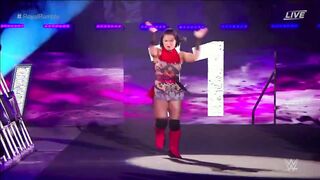 Xia Li Bouncing to the Ring