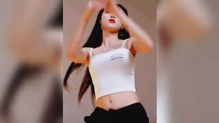 Asian Babe Dance