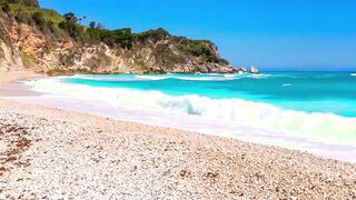 Cool waves on the beach