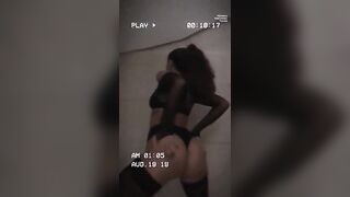 Anitta Twerking