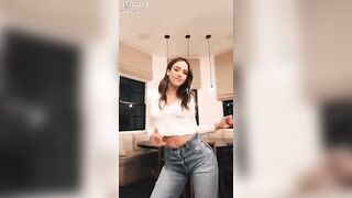 Jessica Alba still has the moves