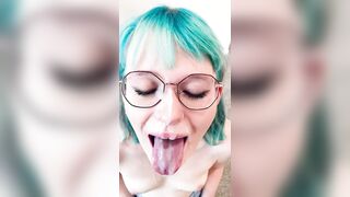 (MF) Nerdy girl with glasses gets cum on her face, tongue and tits