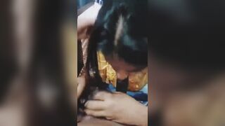 CUTE DESI BABE SUCKING HER BOYFRIEND DICK FOR THE FIRST TIME [LINK IN COMMENT] ????????
