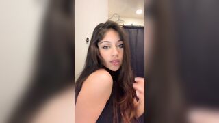 Thought I'd make a cute lil vid [Italian X Indian] :)