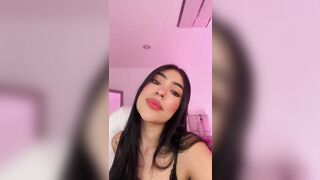 Today starting a new week https://chaturbate.com/tatiana_prada